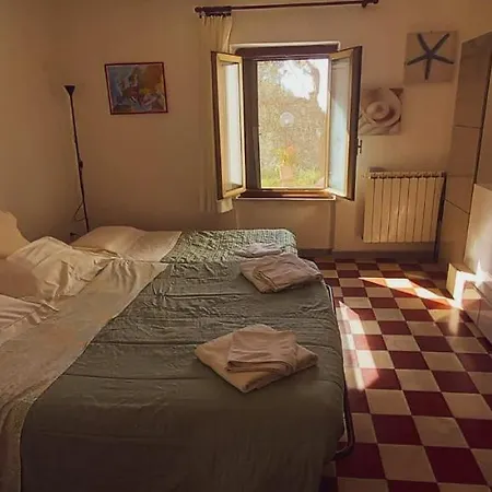 Le Tre Comari لا سبيتسْيا